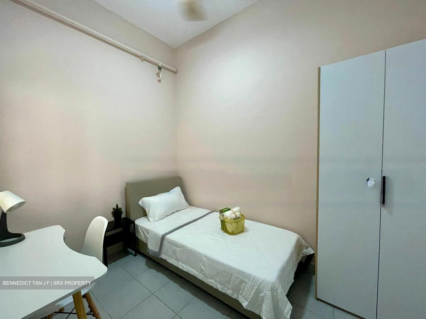 Jurong West Street 93 (D22), Terrace #484300721